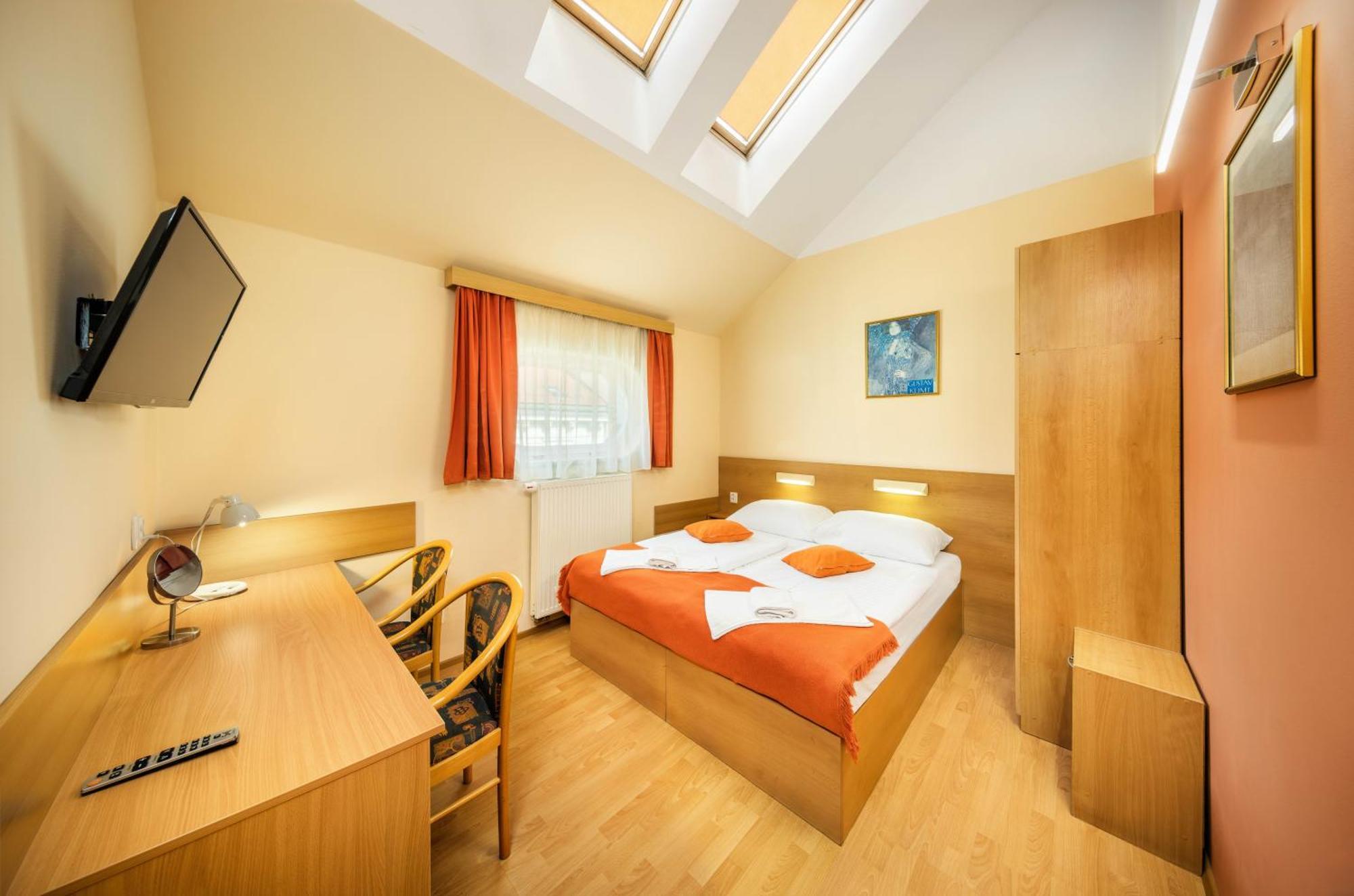 Tabor Hotel Prague